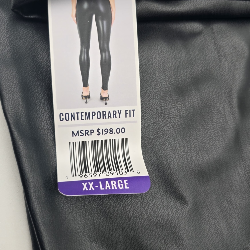 Contemporary Fit Black Leggings